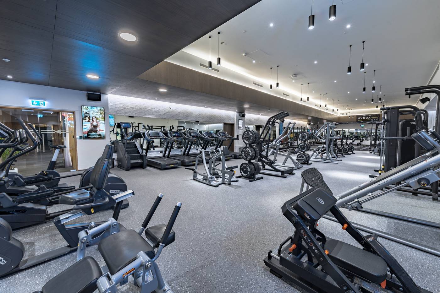 FIVE Jumeirah Village Dubai 16.10