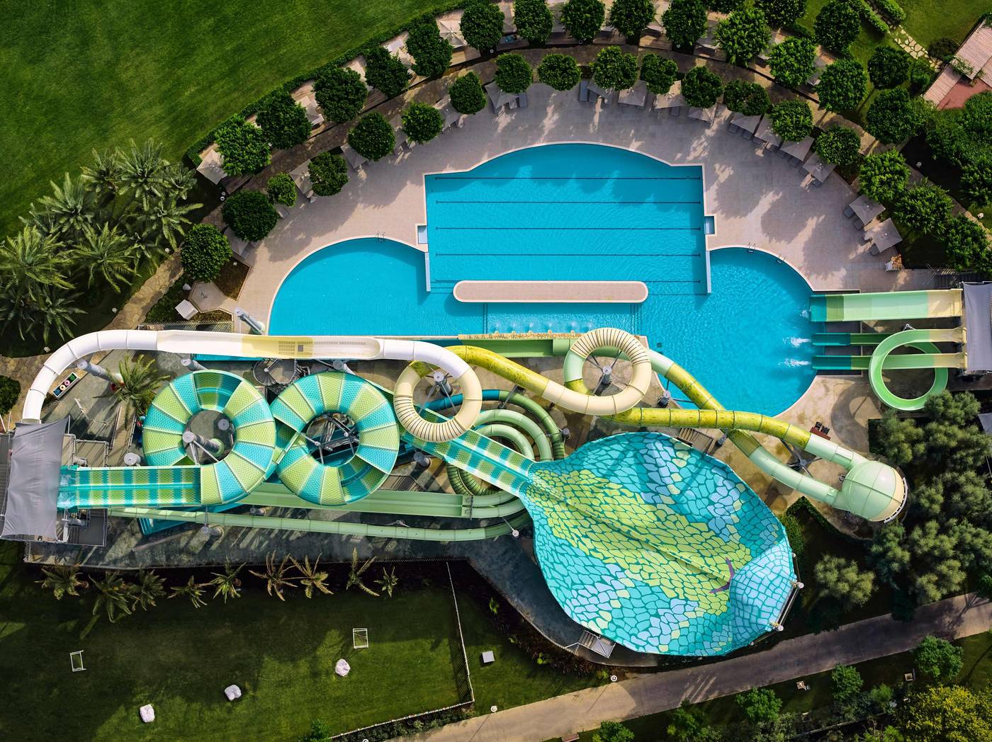 Lara-Barut-Collection-Pool-16