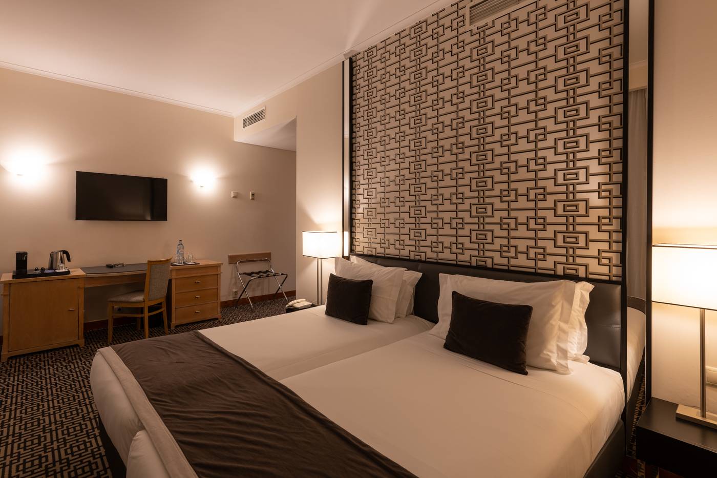 Hotel-Mundial-Room-31