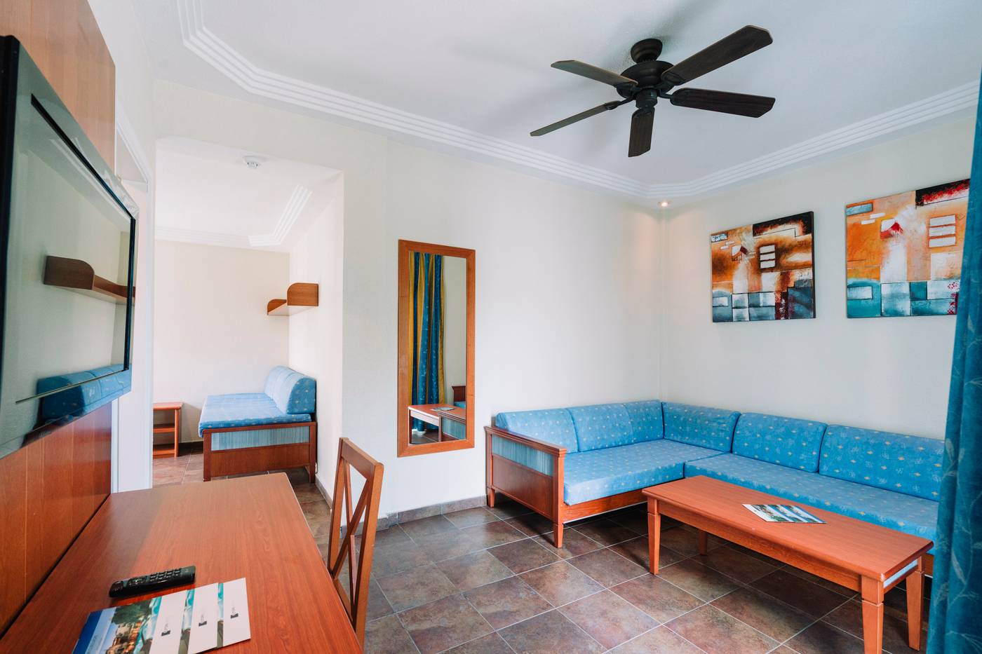 Park-Club-Europe-Room-28