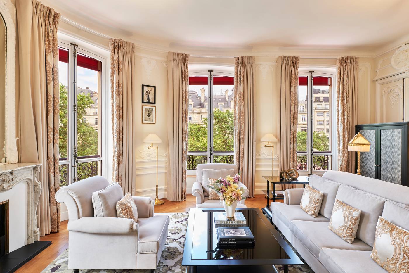 Hotel-Barriere-Le-Fouquets-Paris-Room-38