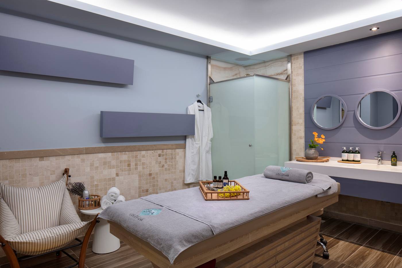 Nirvana-Cosmopolitan-Sports-and-Entertainment-80