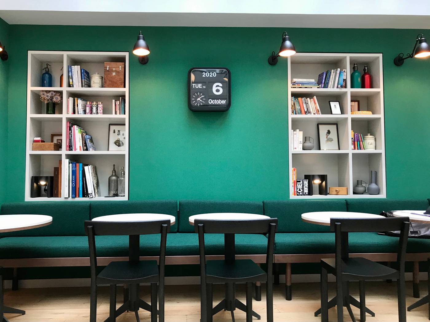 Hotel-Le-Basile-Lobby-13