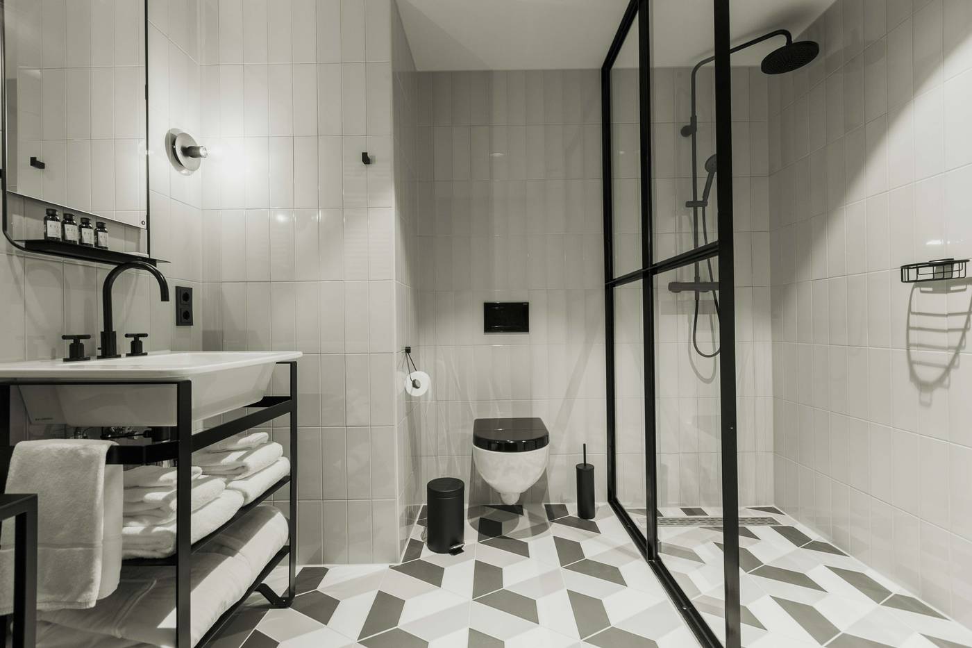 Hotel-V-Fizeaustraat-Room-43