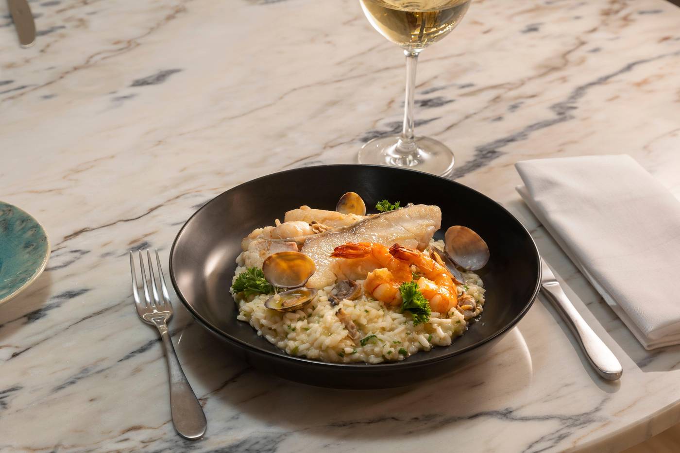 Crowne-Plaza-Caparica-Lisbon-Restaurant-52