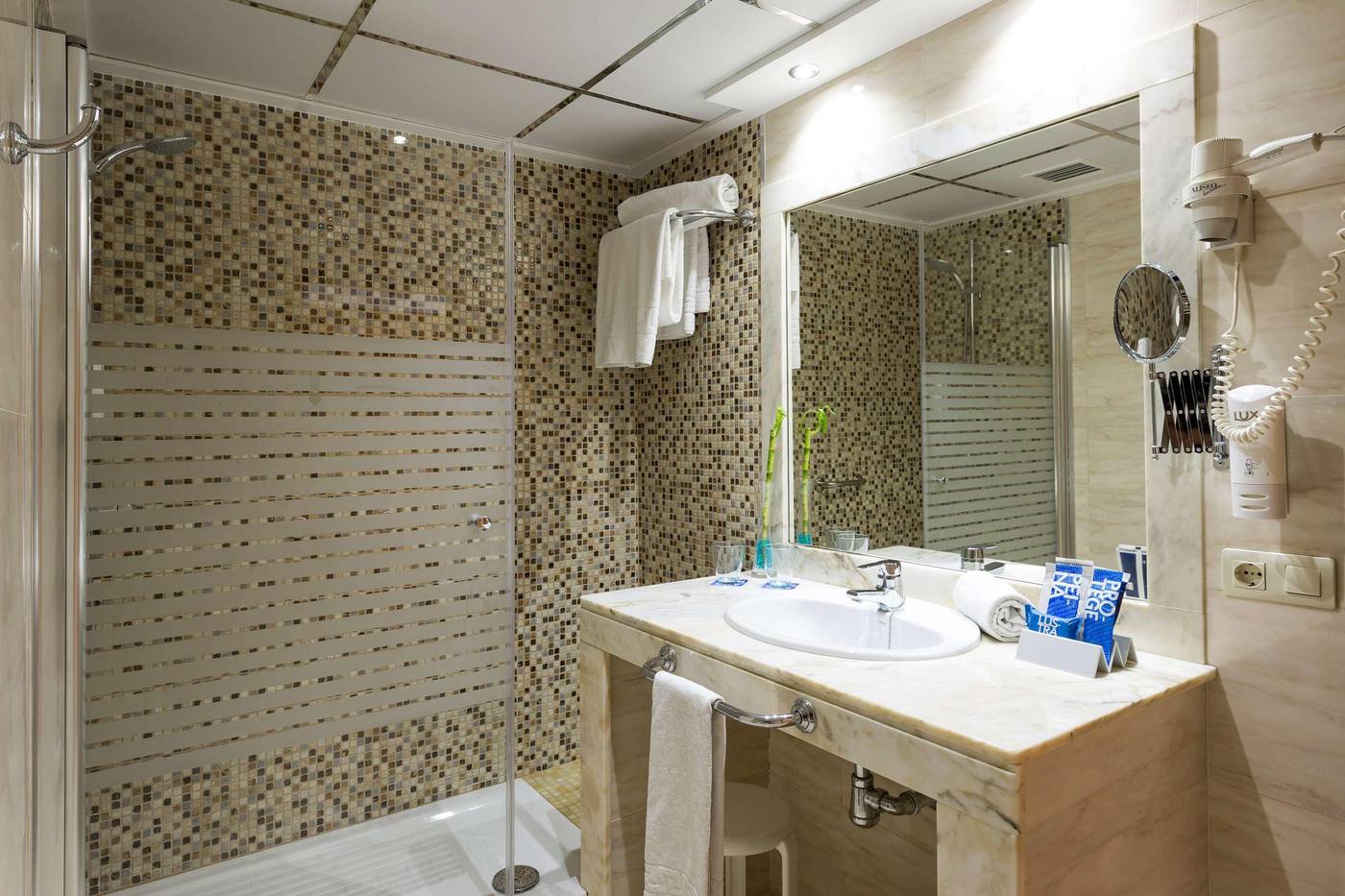 TRYP-Ciudad-de-Elche-Hotel-Room-44