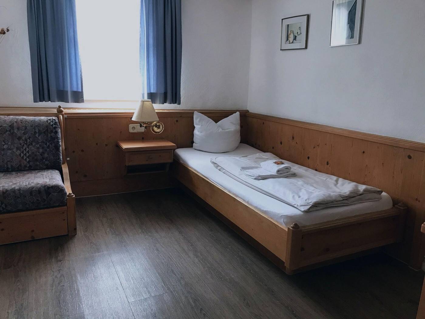 Historikhotel Ochsen-Germany-TAMM-General view-2