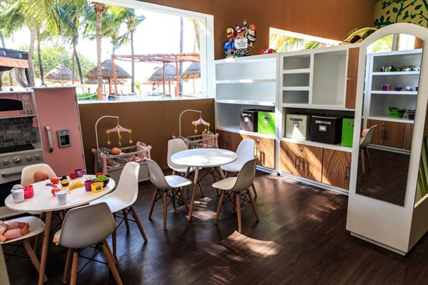 Dreams-Sands-Cancun-Resort---Spa-Sports-and-Entertainment-56