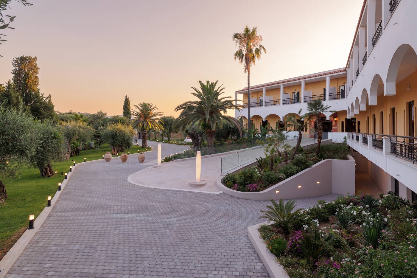 Paradise-Hotel-Corfu-General-view-10