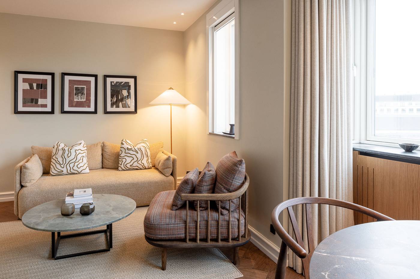 Hypernym-Luxury-Apartments-Room-12