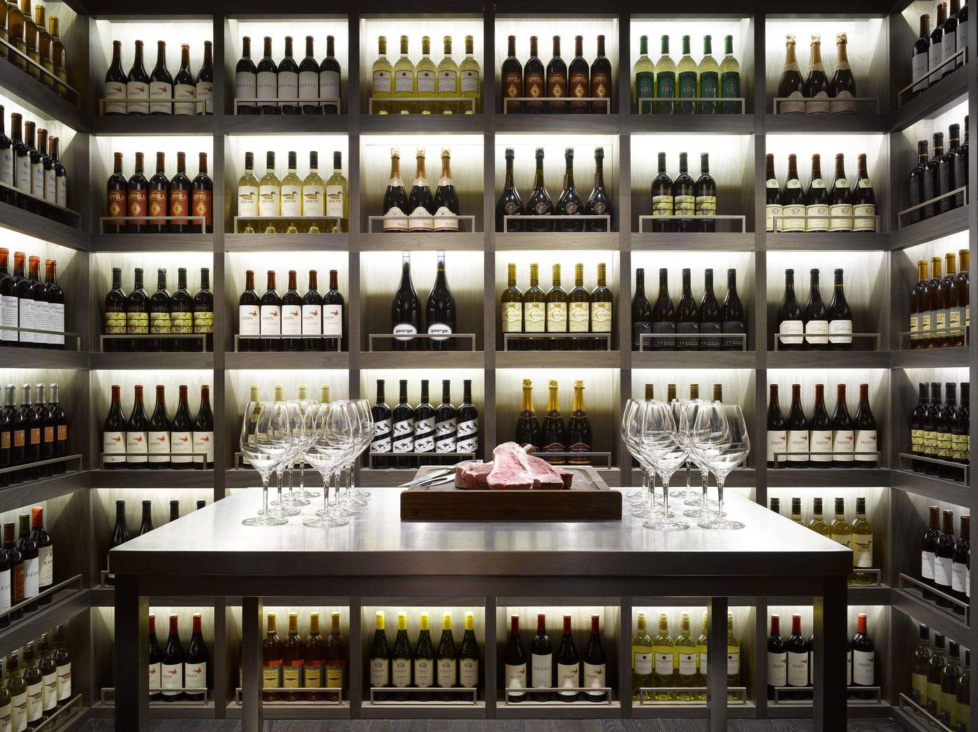 The-Emblem-Prague-Hotel-Restaurant-9