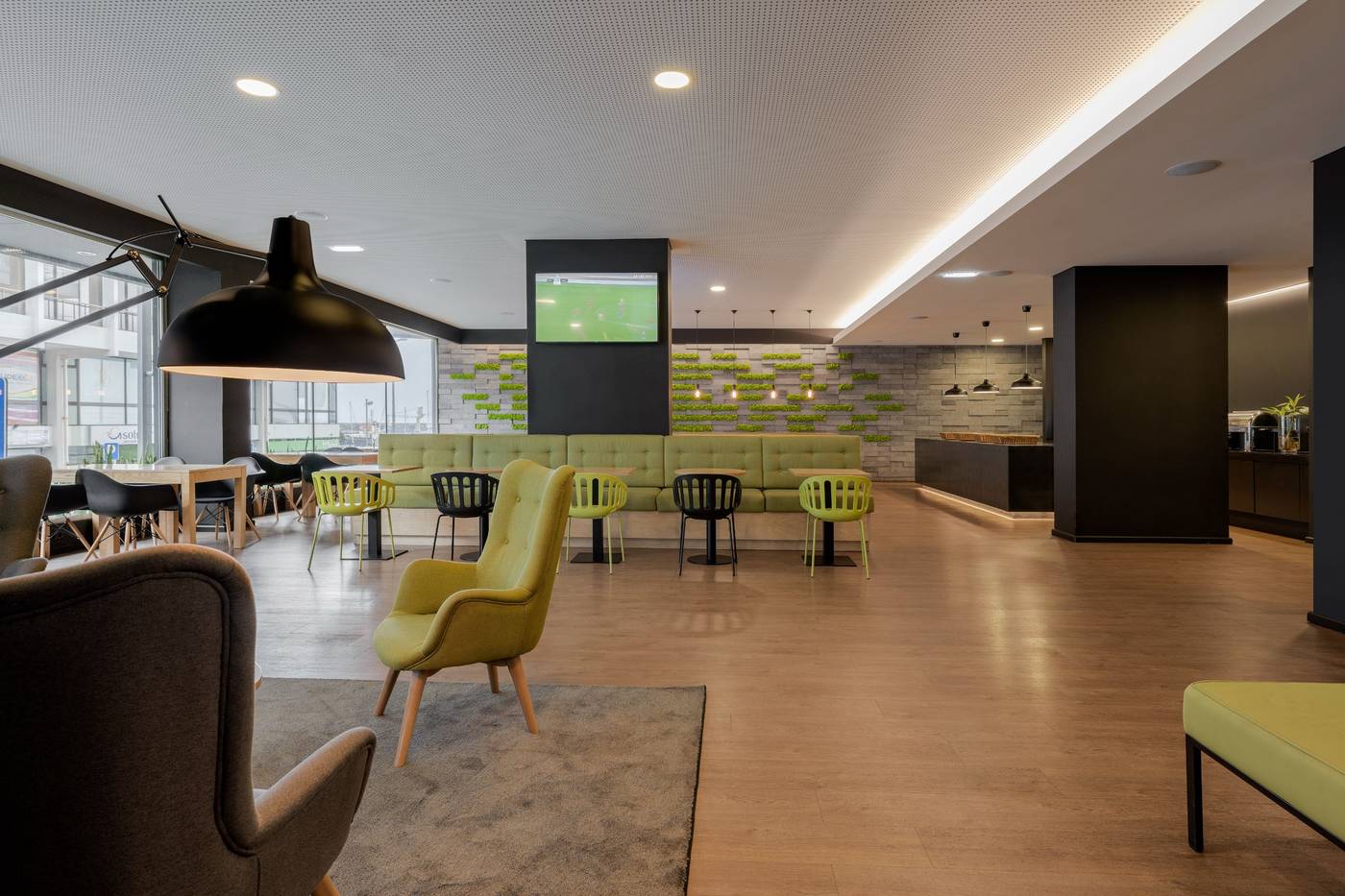 Neat-Hotel-Avenida-Bar-20