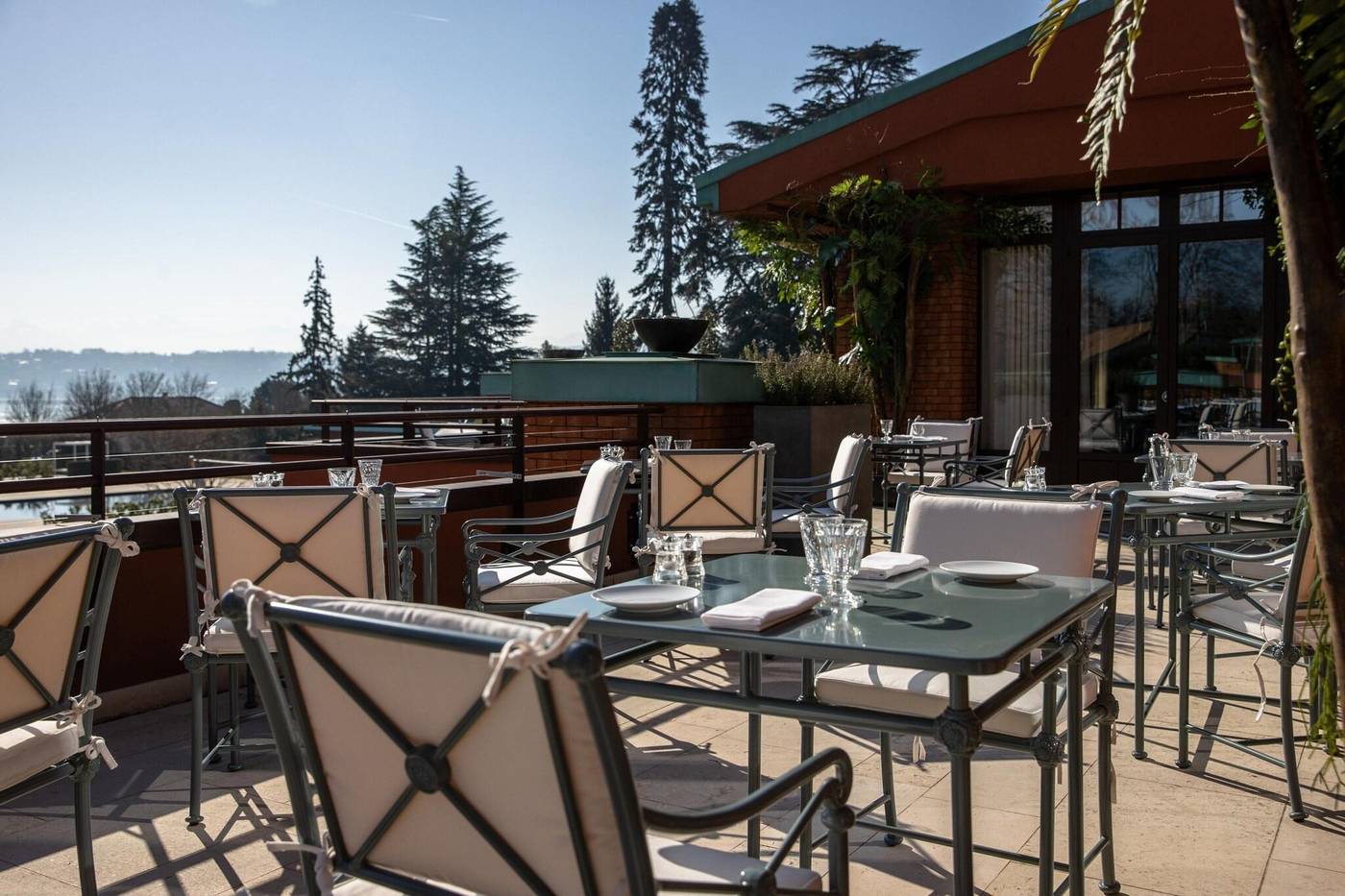 La-Reserve-Geneve---Hotel-Spa-and-Villa-Restaurant-60