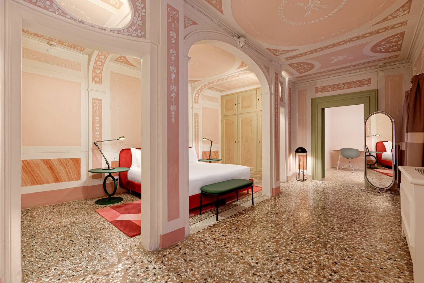 Palazzo-Dei-Fiori-By-Room-Mate-Room-54