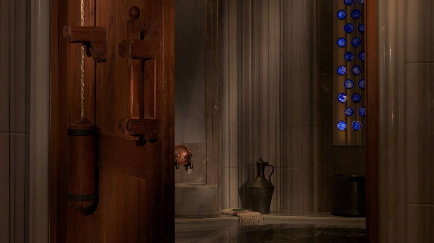 Four-Seasons-at-the-Bosphorus-Sports-and-Entertainment-45