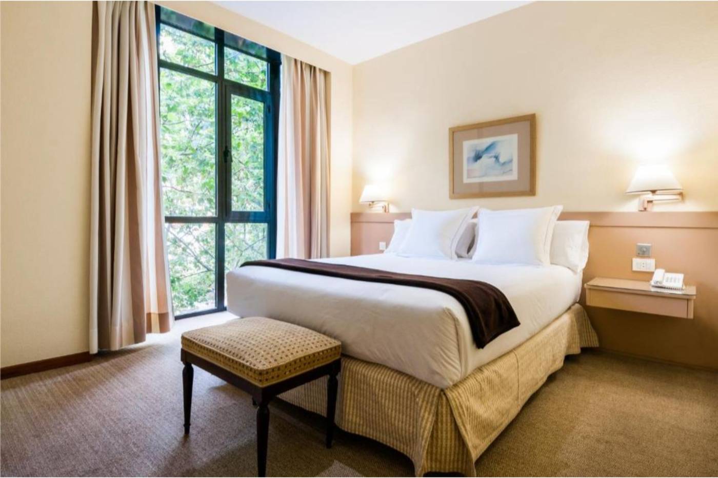 Espahotel-Plaza-Basilica-Room-26