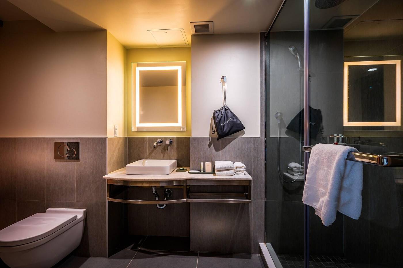 La-Quinta-Inn-and-Suites-Times-Square-South-Room-44