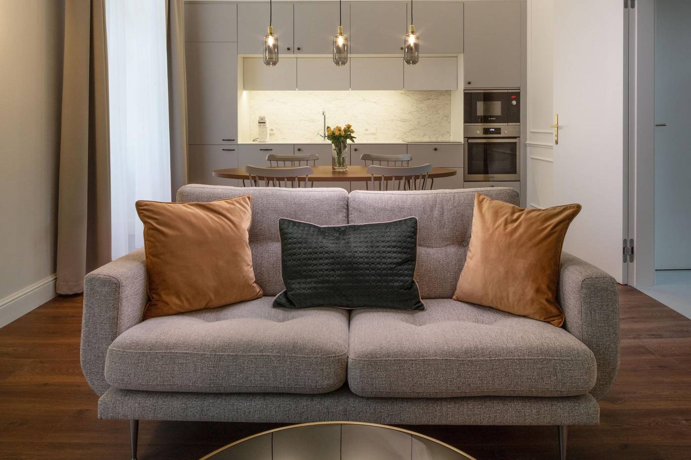 OREA-Place-Seno-Room-6