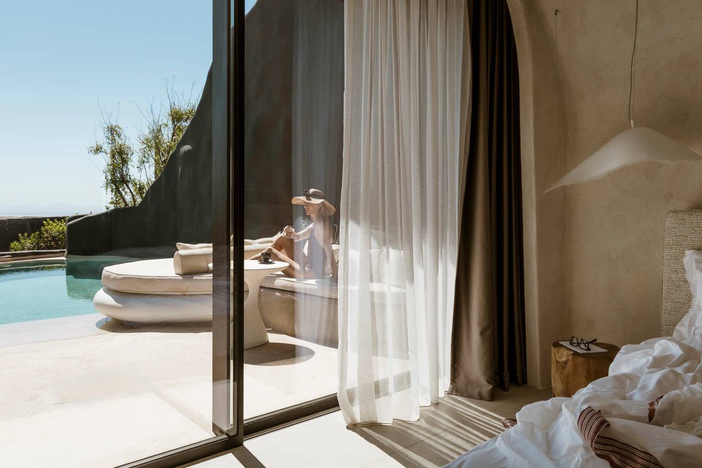 One-Of-One-Hotel-Room-9