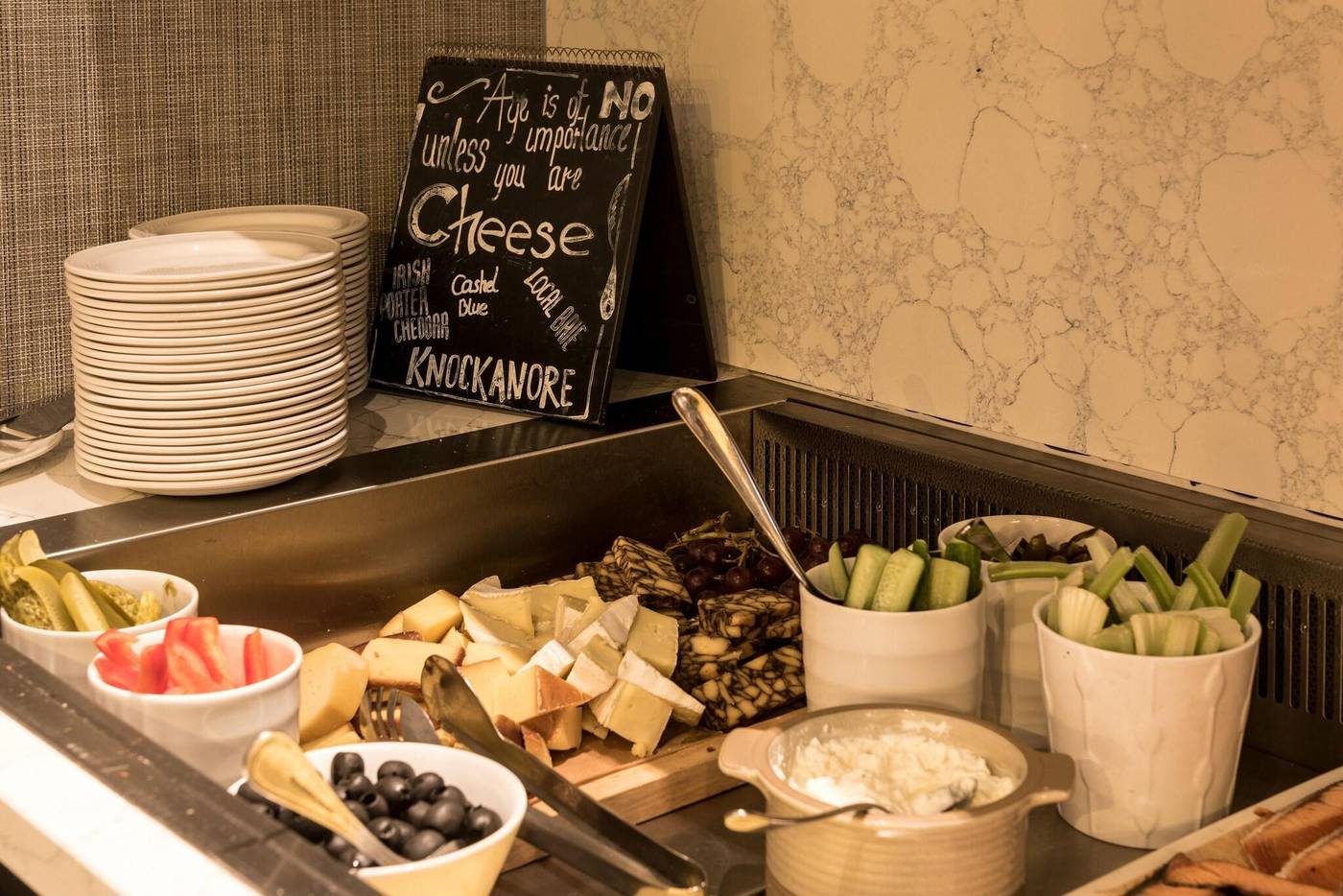 Radisson-Blu-Dublin-Airport-Restaurant-55