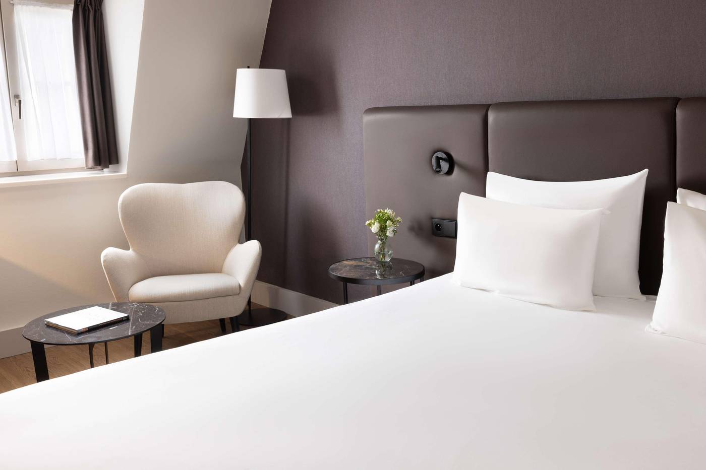 NH-Brussels-Carrefour-De-l-Europe-Bar-30