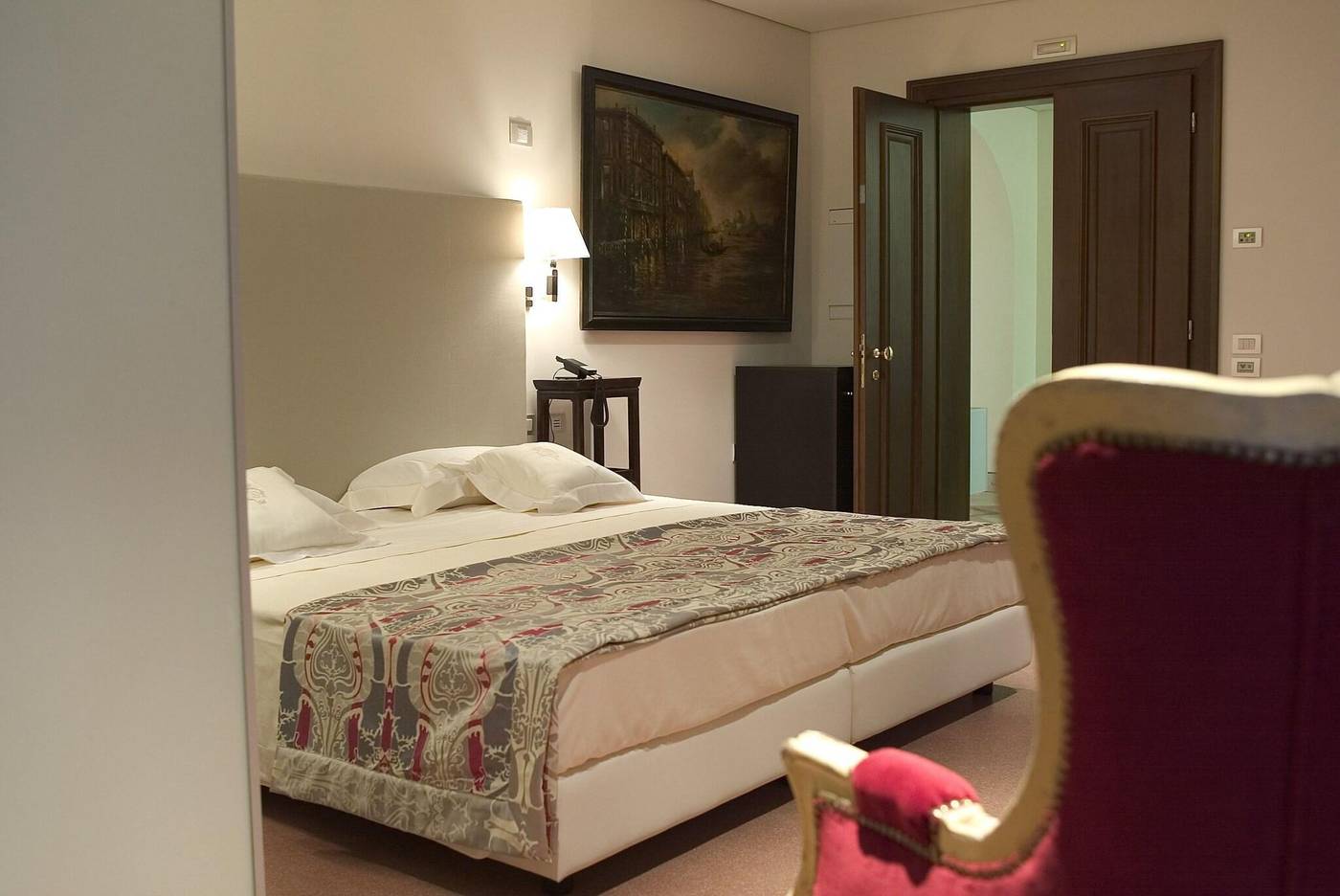 Ca--Nigra-Lagoon-Resort-Room-26