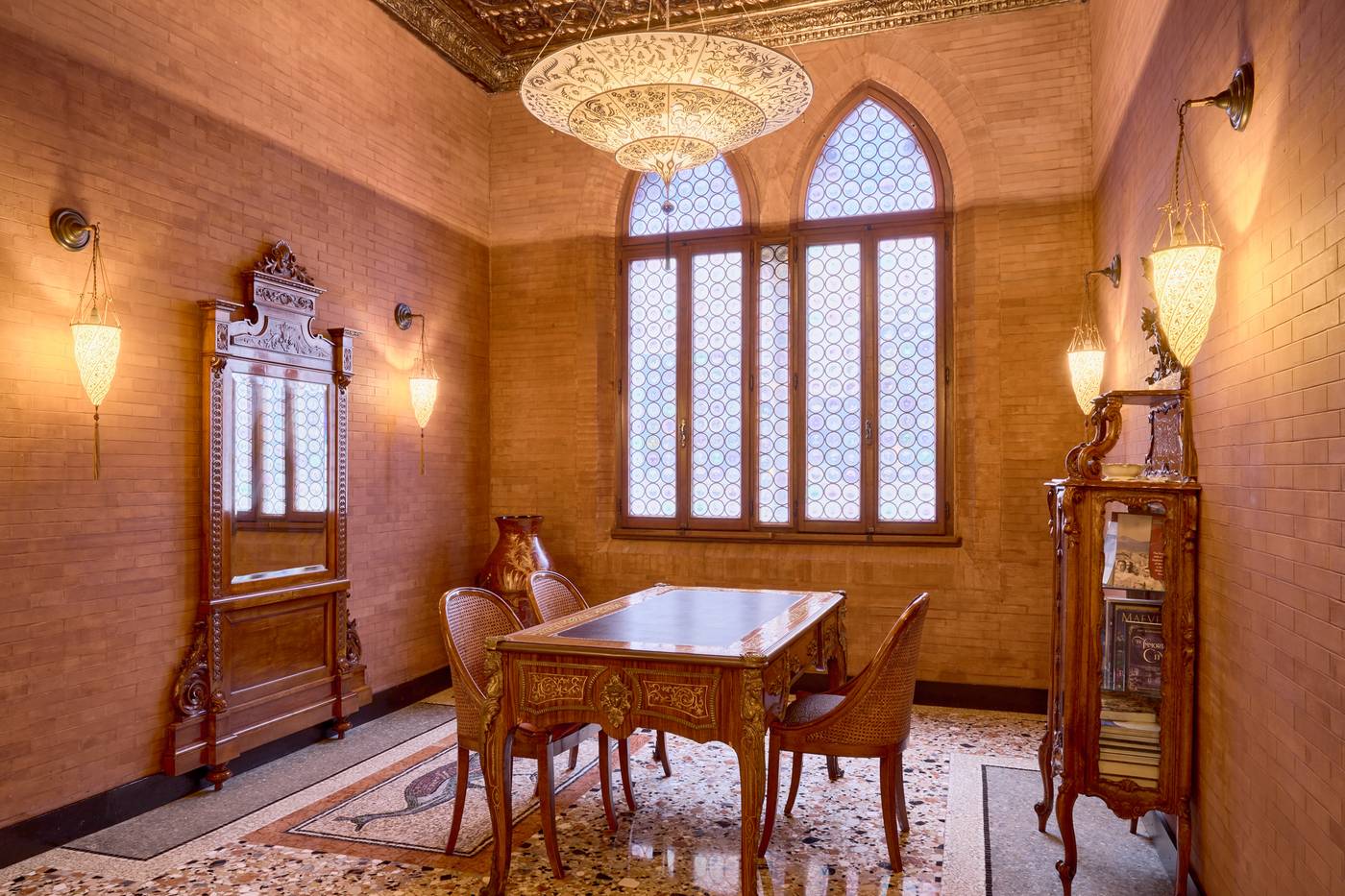 Palazzo-Stern-Lobby-12