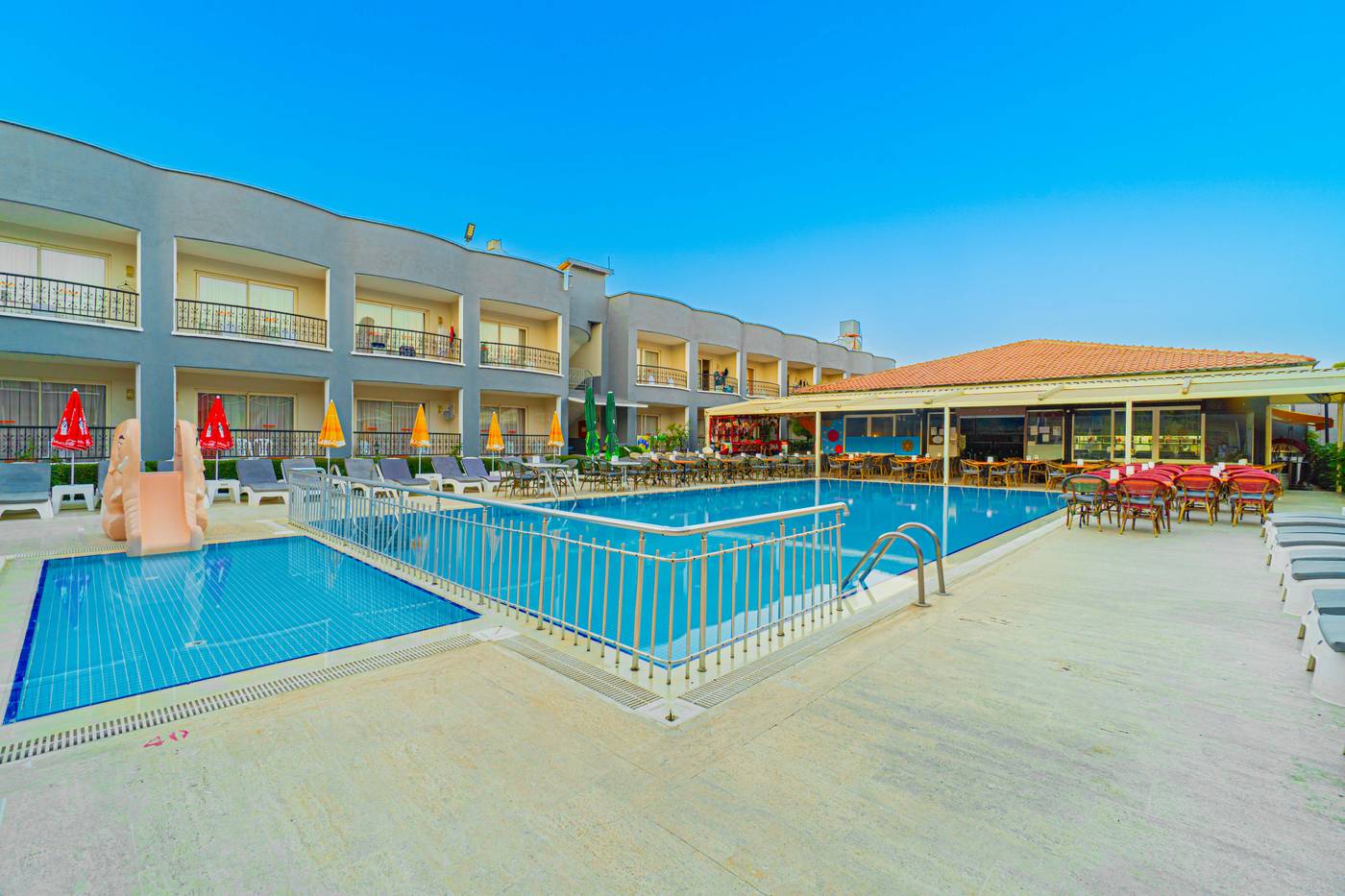 Hotel Sayanora