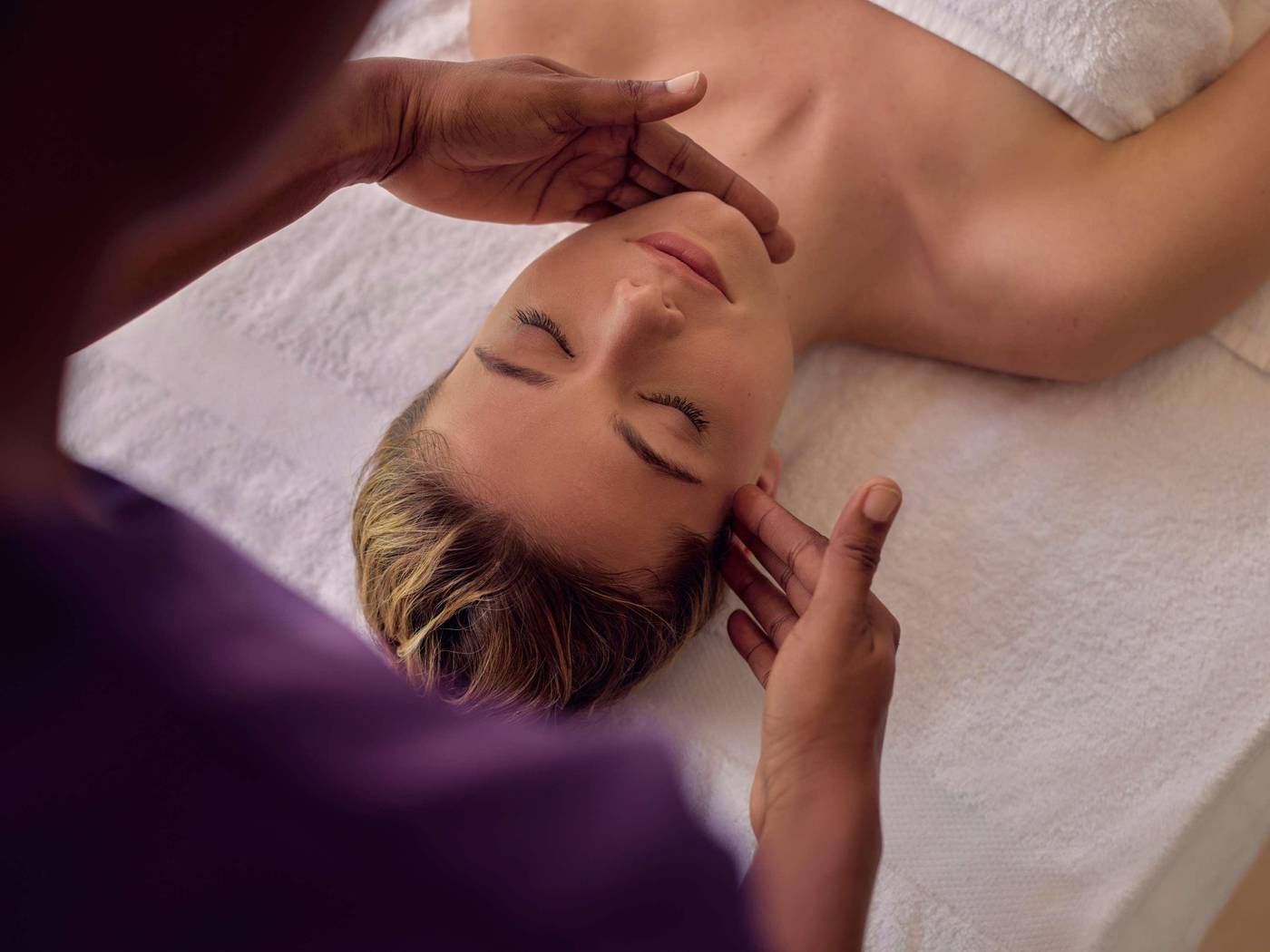 The-Fairmont-Royal-Pavilion-Sports-and-Entertainment-70