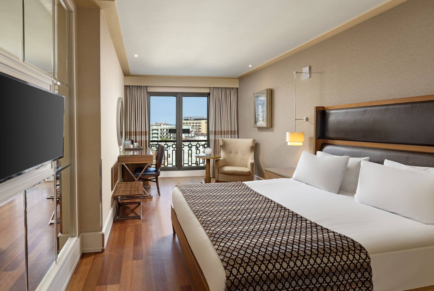 Titanic-City-Taksim-Room-17