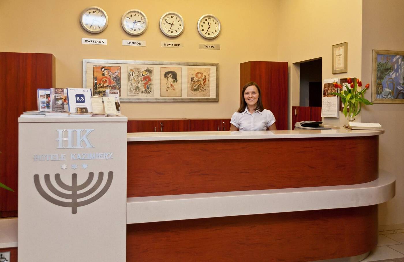Kazimierz-II-Lobby-1