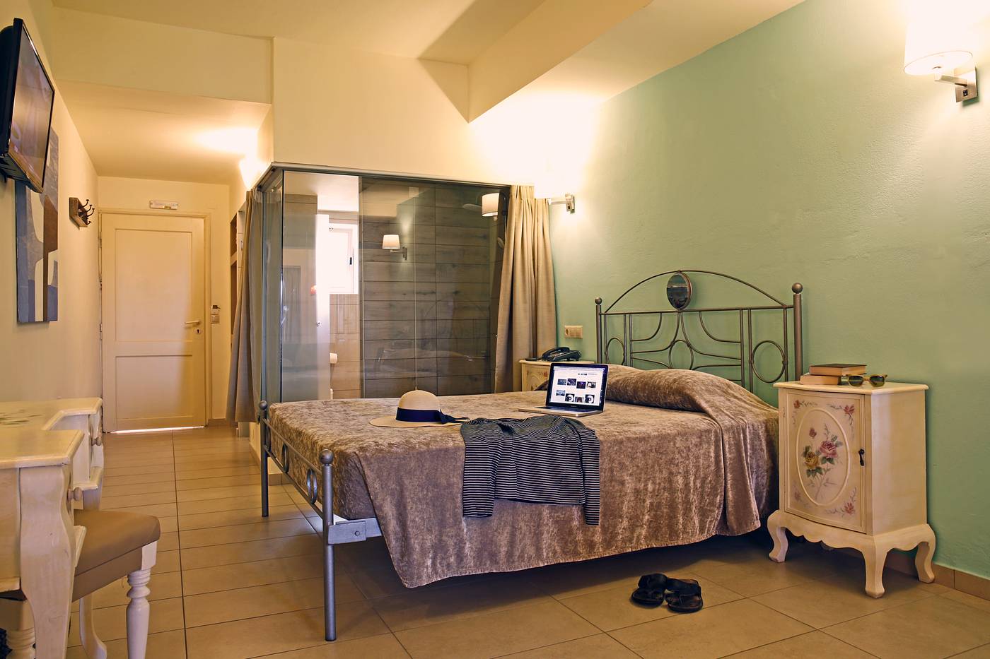 Orpheas-Resort-Hotel---Adult-Only-Room-34