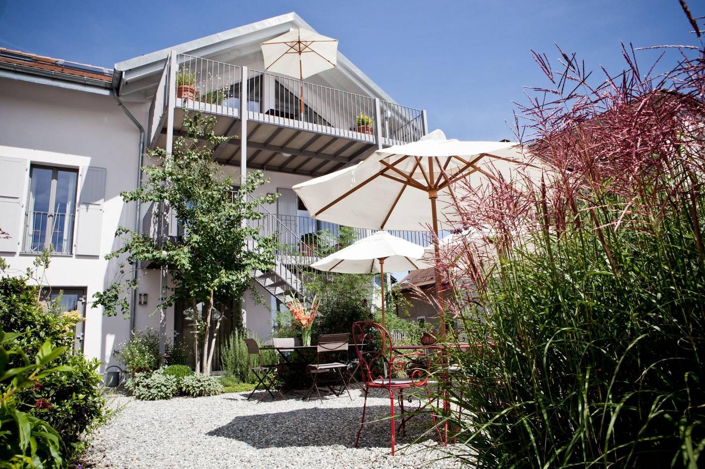 Le Coq Chantant B&B and Boutique Hotel-Switzerland-SAINT-LIVRES-General view-1