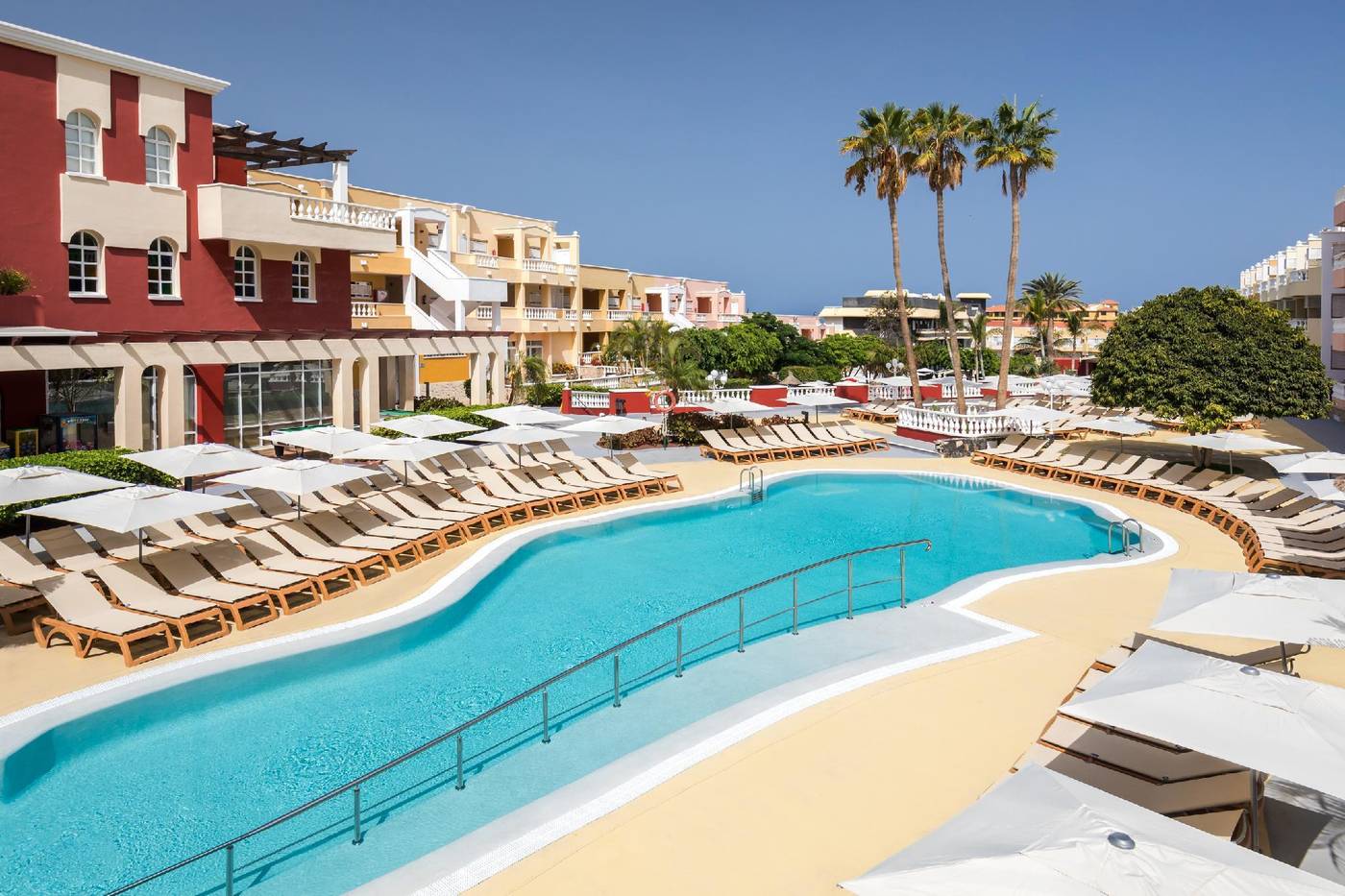 Allegro-Isora-Beach-5