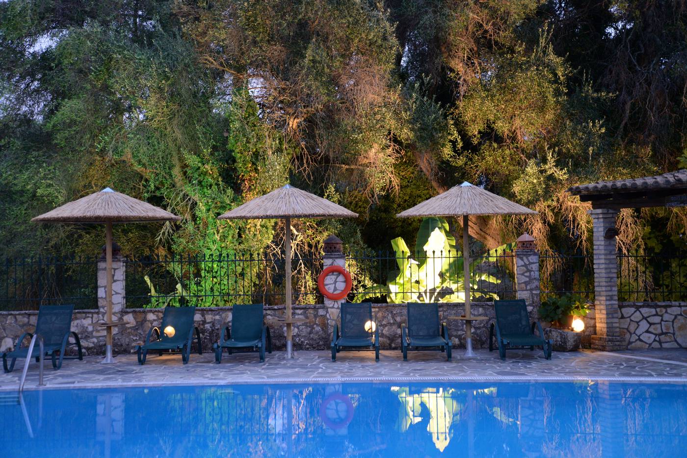 Villa-Yannis-Hotel-Apartments---Suites-General-view-11