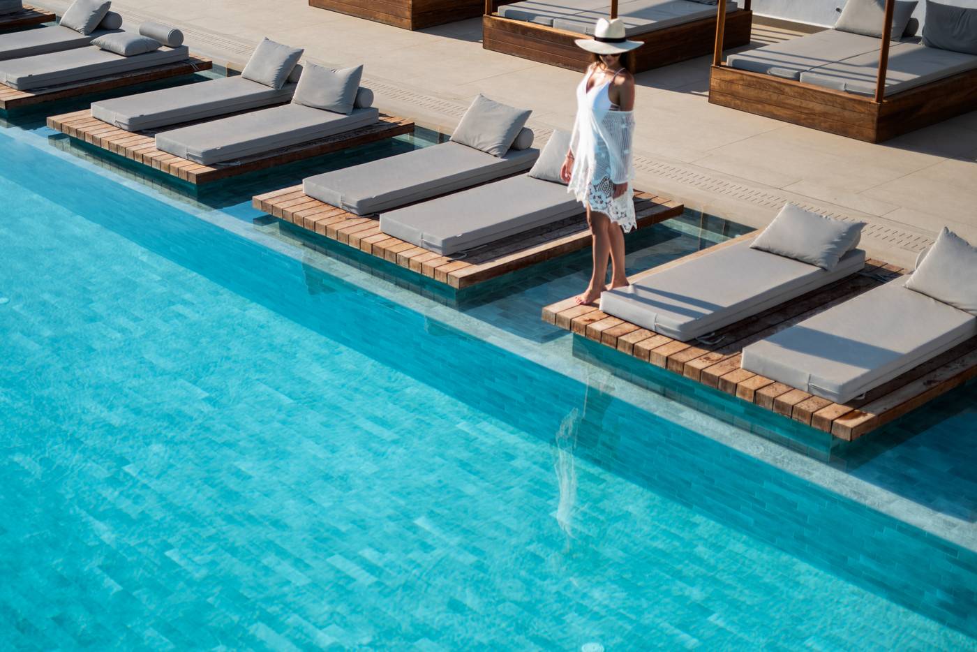 Manoulas-Beach-Pool-11