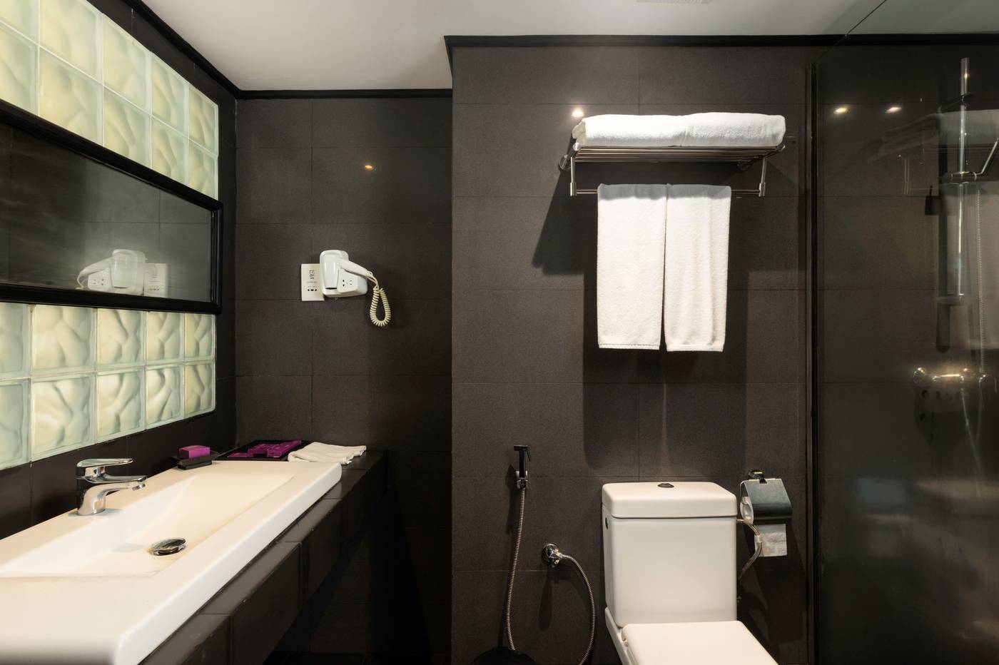 EKHO-Surf-Bentota-Room-33