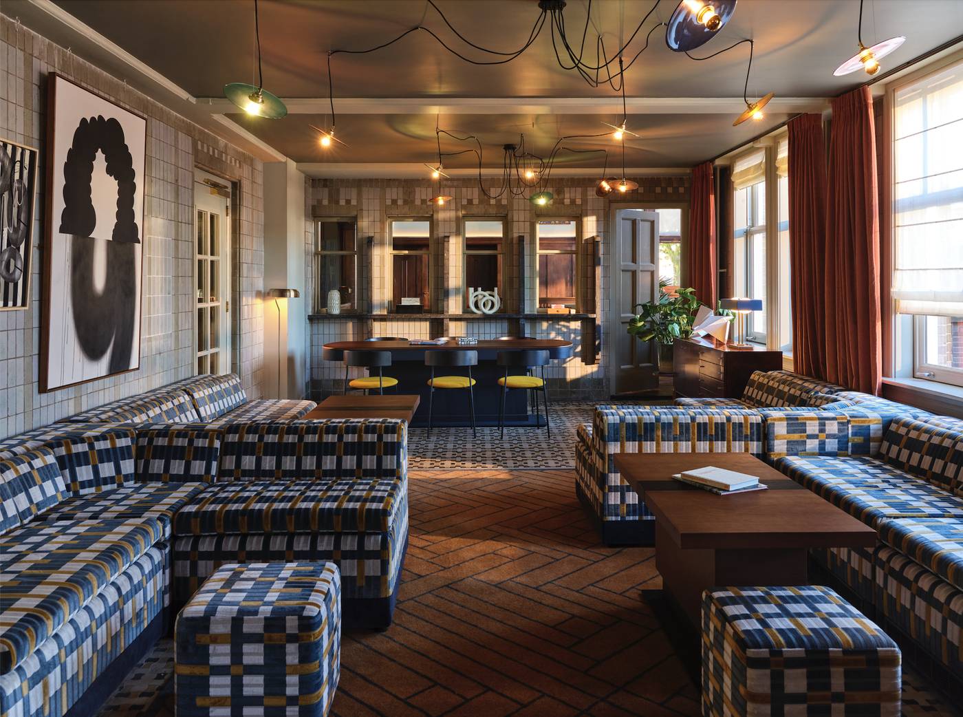 The-Hoxton-Lloyd-Amsterdam-General-view-11