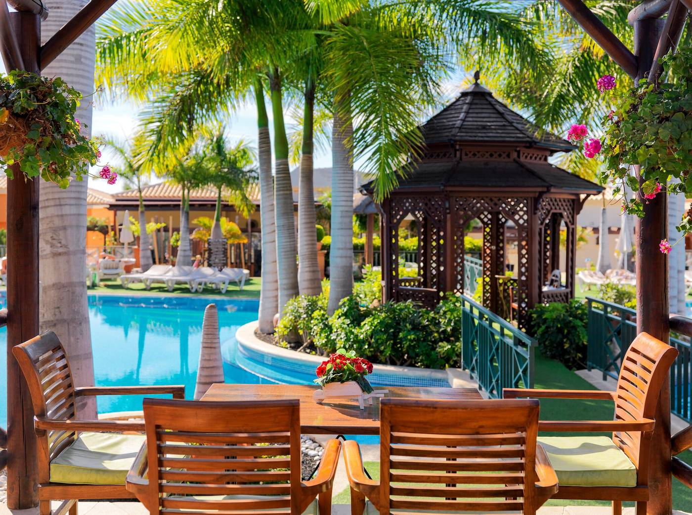 Green Garden Resort and Suites