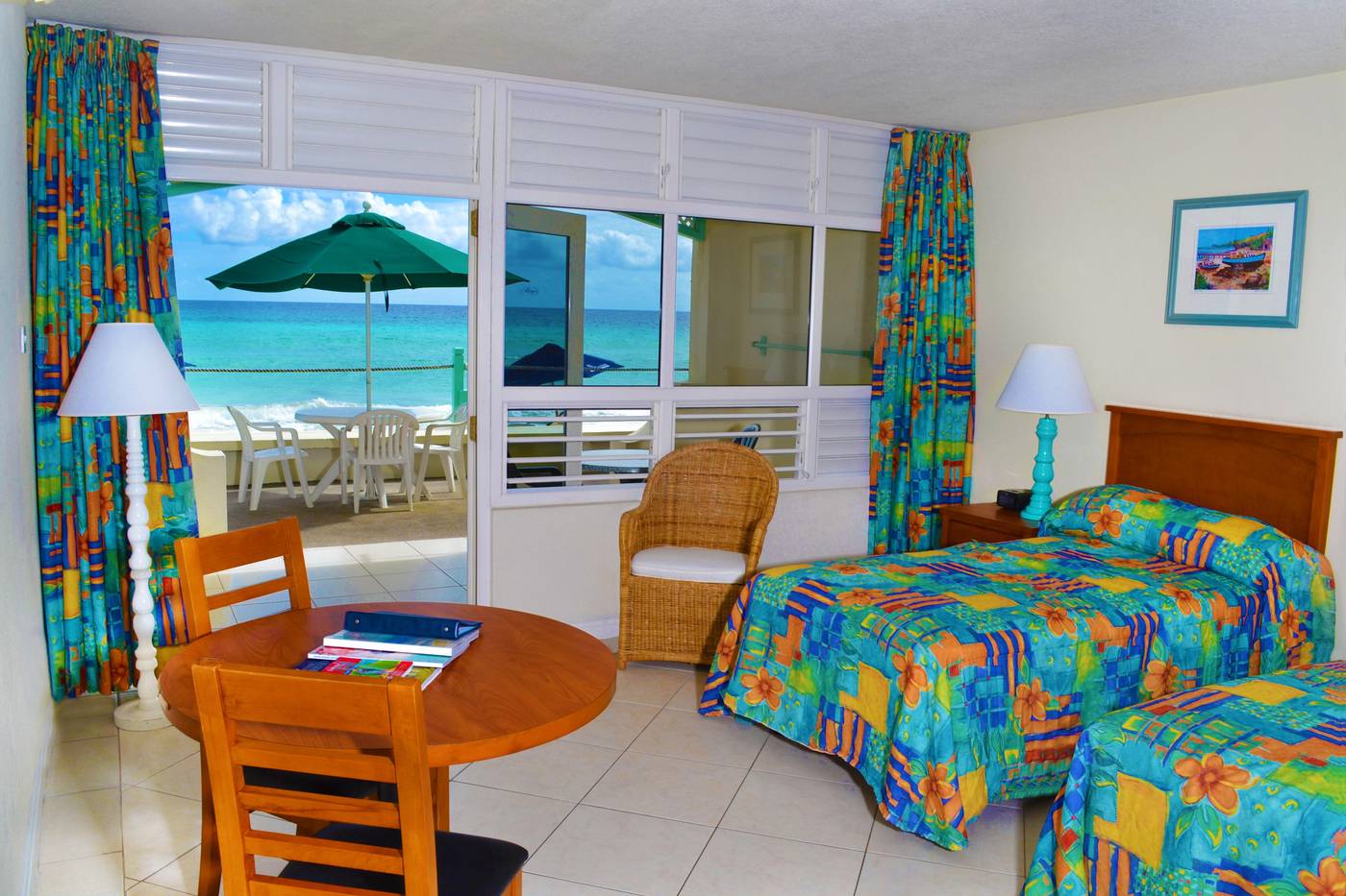 Coral-Mist-Beach-Hotel-Room-16