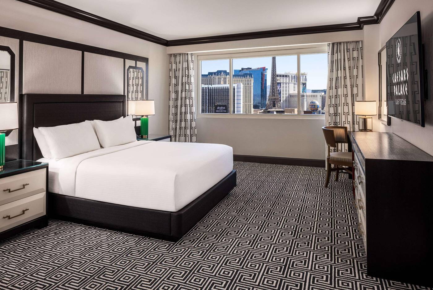 Caesars-Palace-Room-31