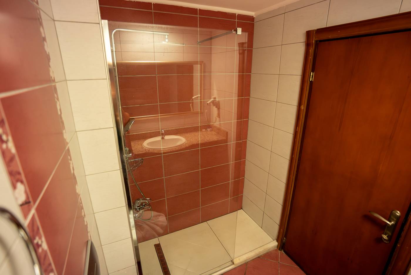 Club-Karakas-Room-58