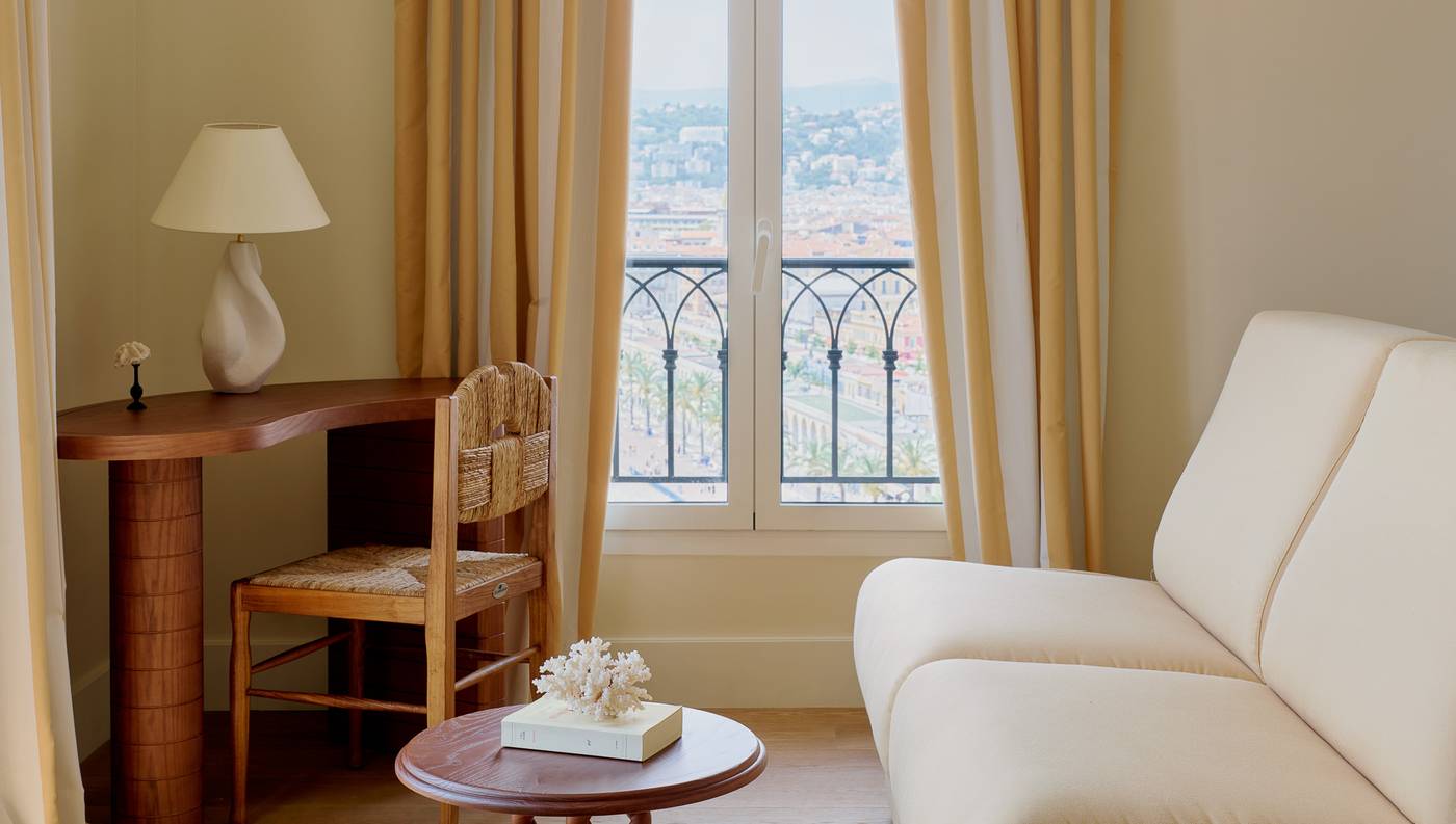 La-Perouse-Nice-Baie-des-Anges-Room-24