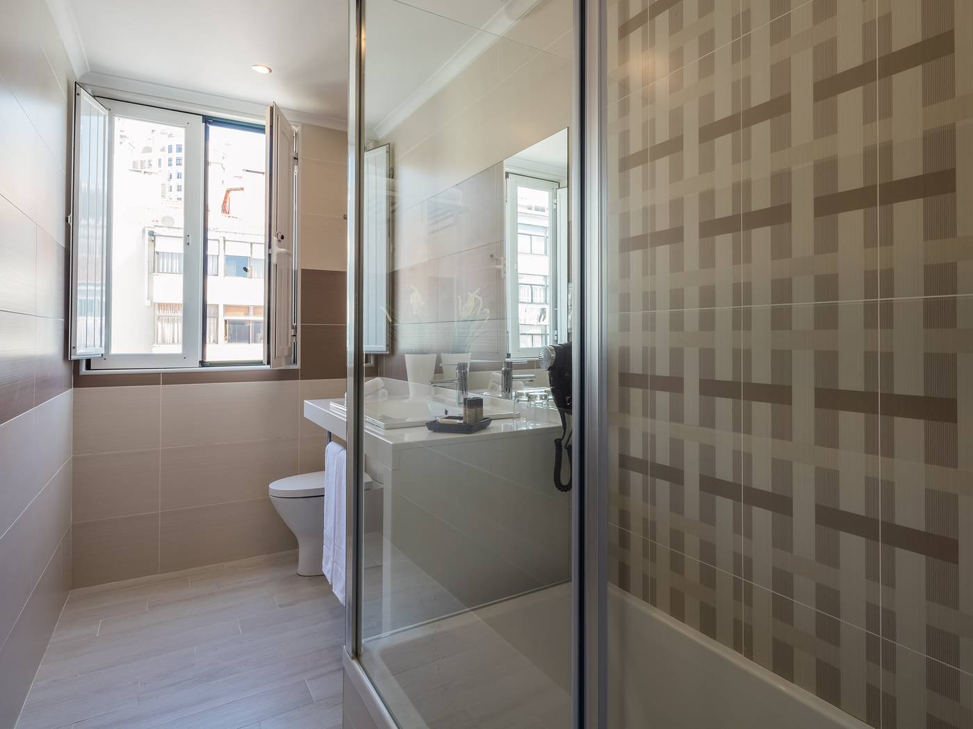 Vila-Garden-Guesthouse-Room-42