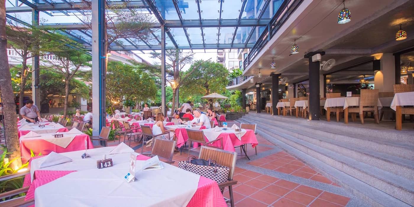 Baan-Laimai-Beach-Resort-Restaurant-26