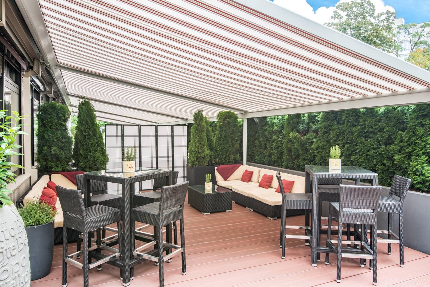 Crowne-Plaza-Berlin-City-Centre-Restaurant-58