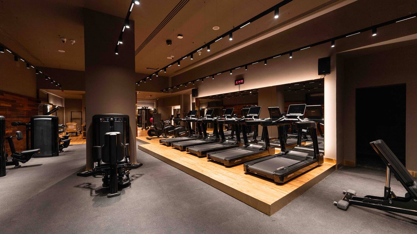 DoubleTree-by-Hilton-Hotel-Istanbul---Moda-Sports-and-Entertainment-67