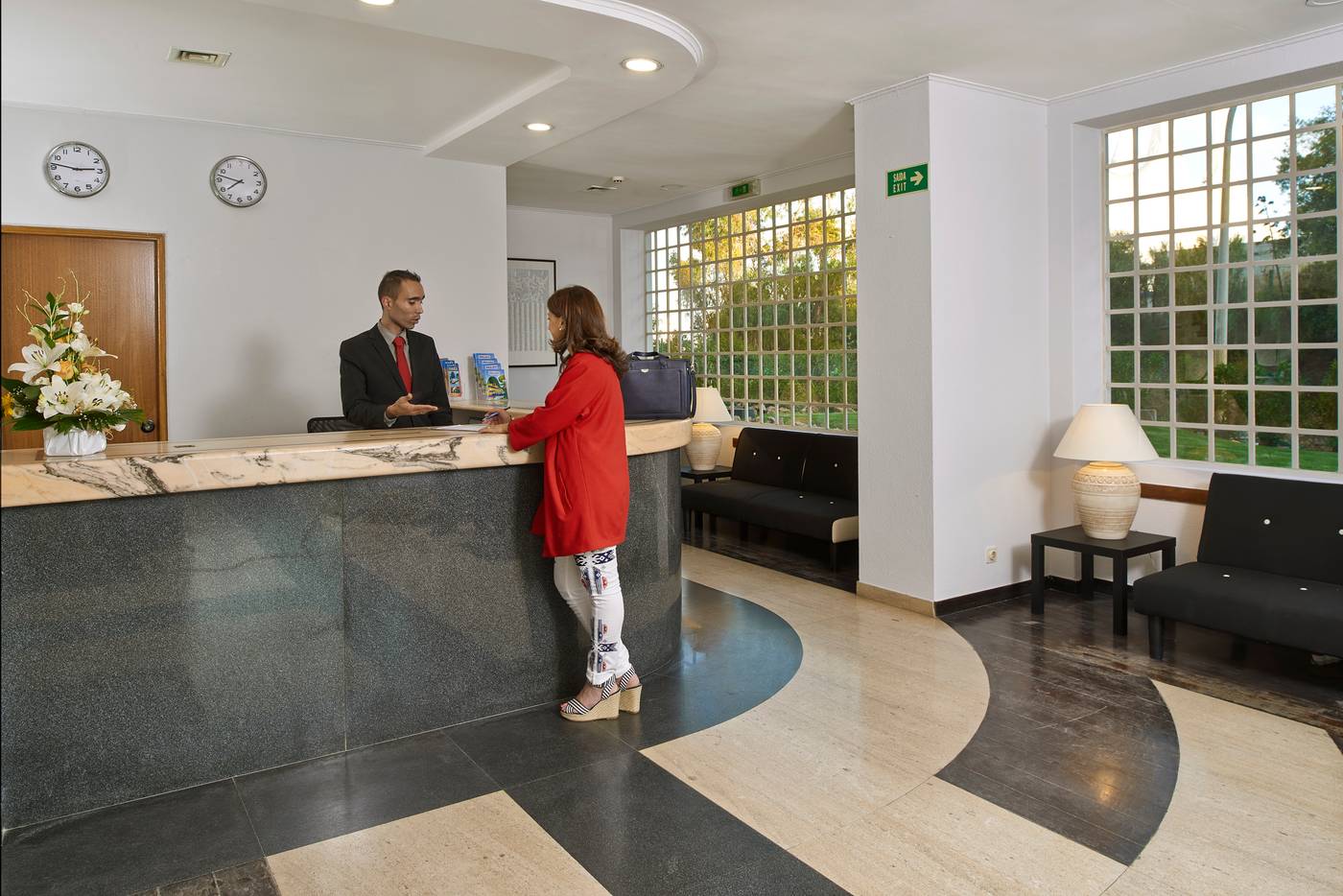 Cheerfulway-Minichoro-Apartamentos-Lobby-33