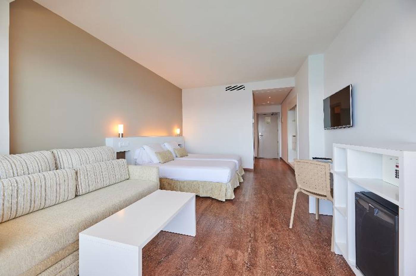 Alua Calas de Mallorca - A8D074936FAEE91E00012E3C3A502F5B3581767A