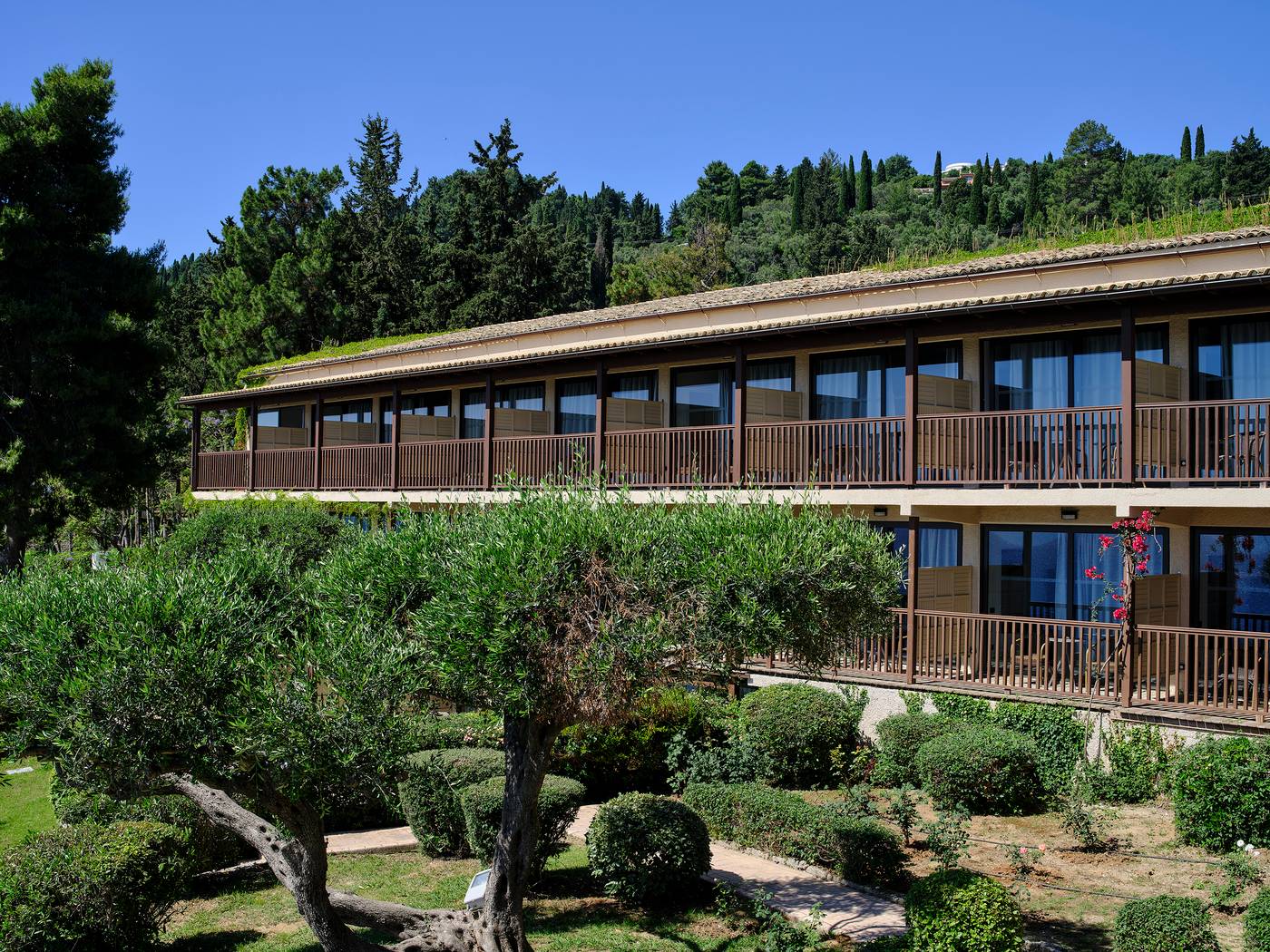 19.08.25 Aeolos Beach Resort